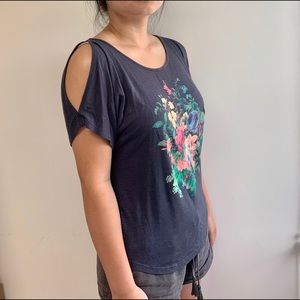 Colder Shoulder Gray Floral Tee